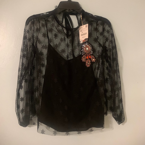 NEW WITH TAGS Zara black star patterned tool long sleeve blouse over black cami - Picture 3 of 7